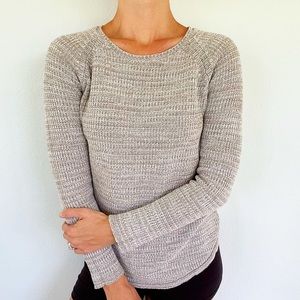 Eight eight eight gray textured knit long sleeve crew neck sweater size small